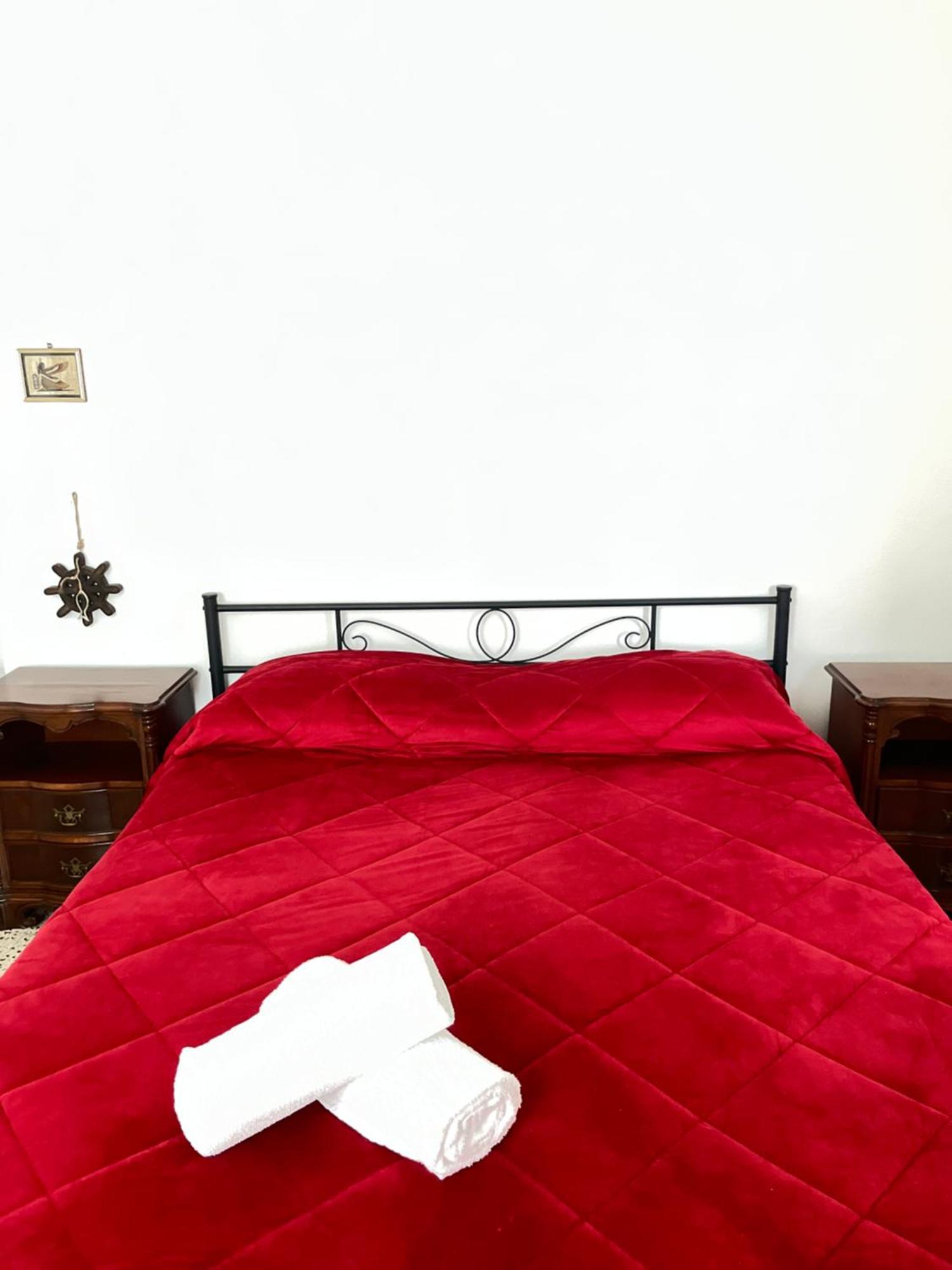 Rooms For Rent Livorno-Center Buitenkant foto